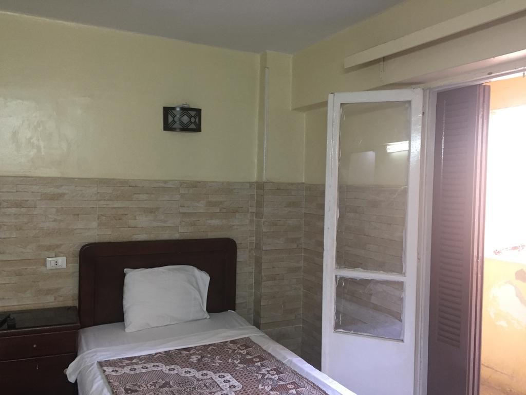 Venus Hostel Cairo Exterior photo