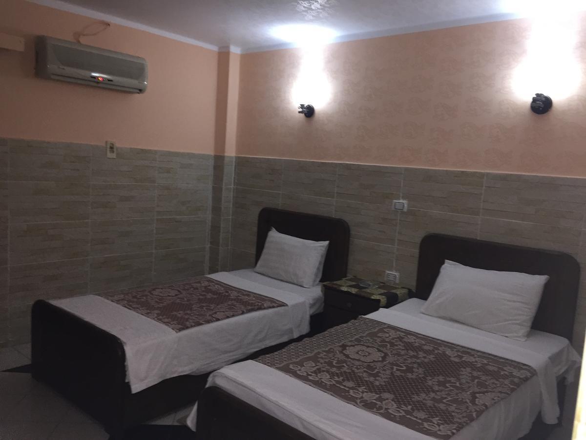 Venus Hostel Cairo Exterior photo