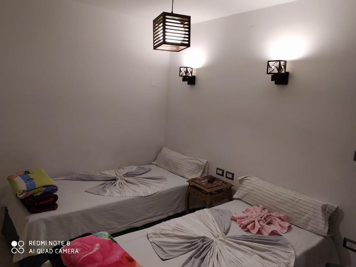 Venus Hostel Cairo Exterior photo